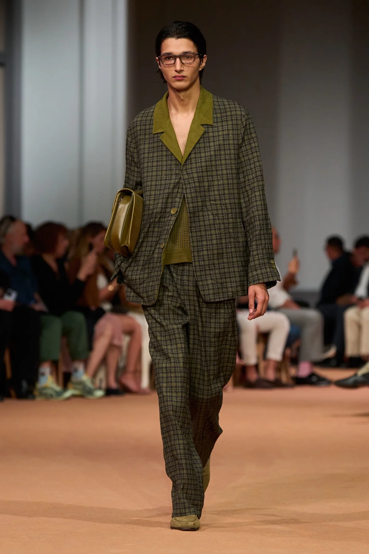 ZEGNA transforme Dubaï en laboratoire de la mode masculine pour le printemps 2026