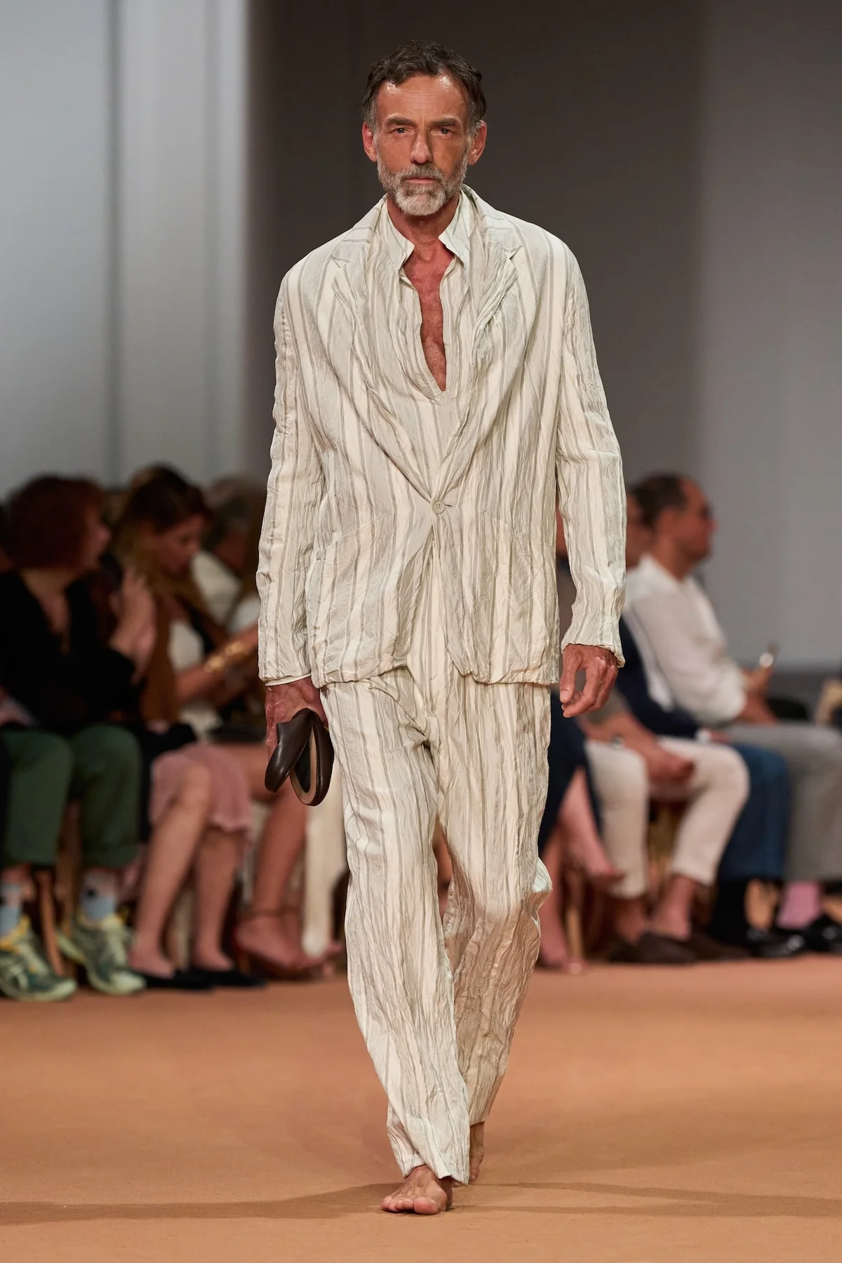 ZEGNA transforme Dubaï en laboratoire de la mode masculine pour le printemps 2026