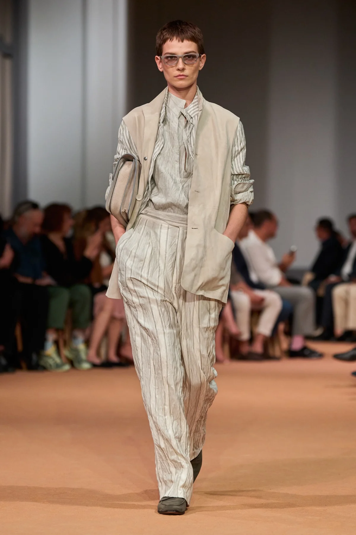 ZEGNA transforme Dubaï en laboratoire de la mode masculine pour le printemps 2026