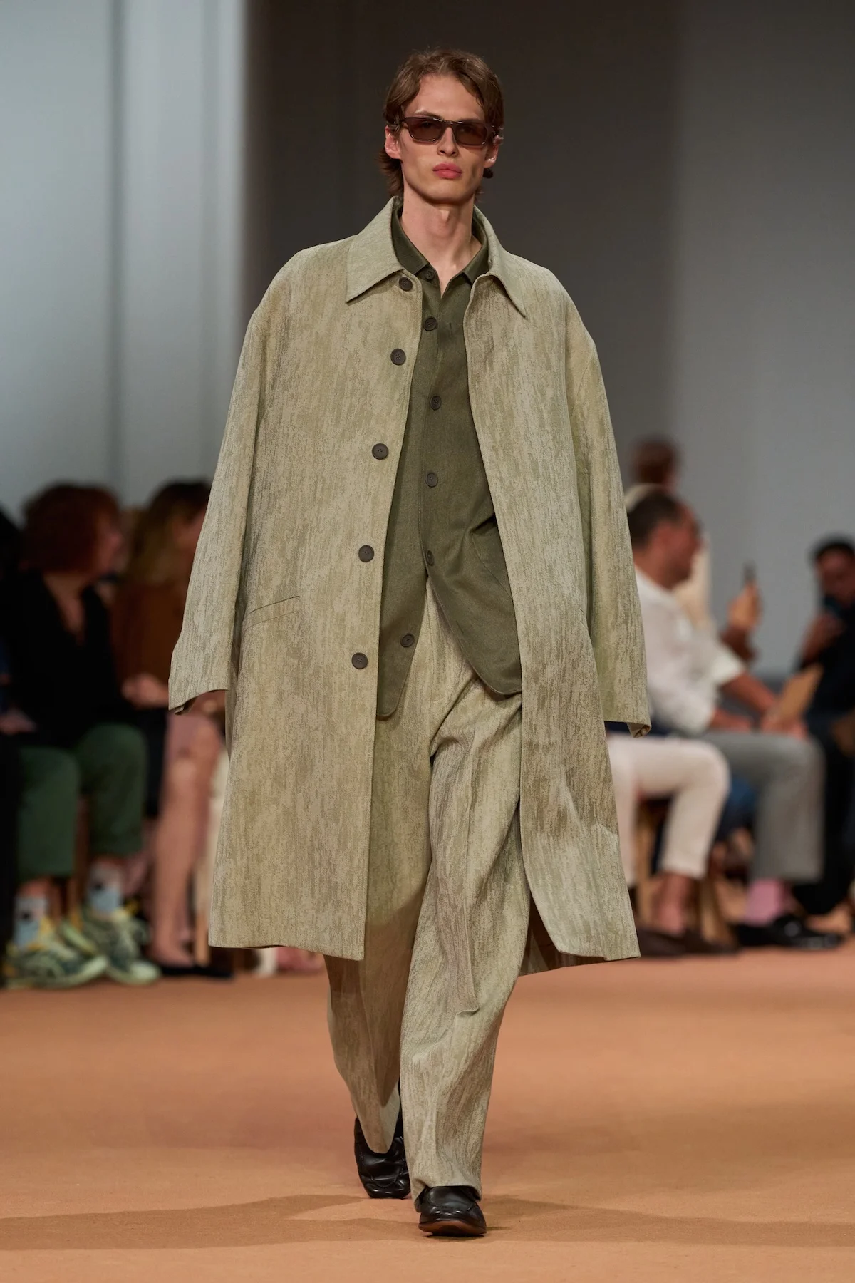 ZEGNA transforme Dubaï en laboratoire de la mode masculine pour le printemps 2026