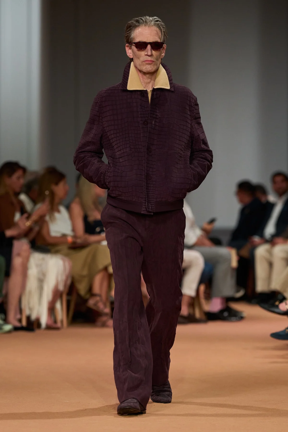 ZEGNA transforme Dubaï en laboratoire de la mode masculine pour le printemps 2026