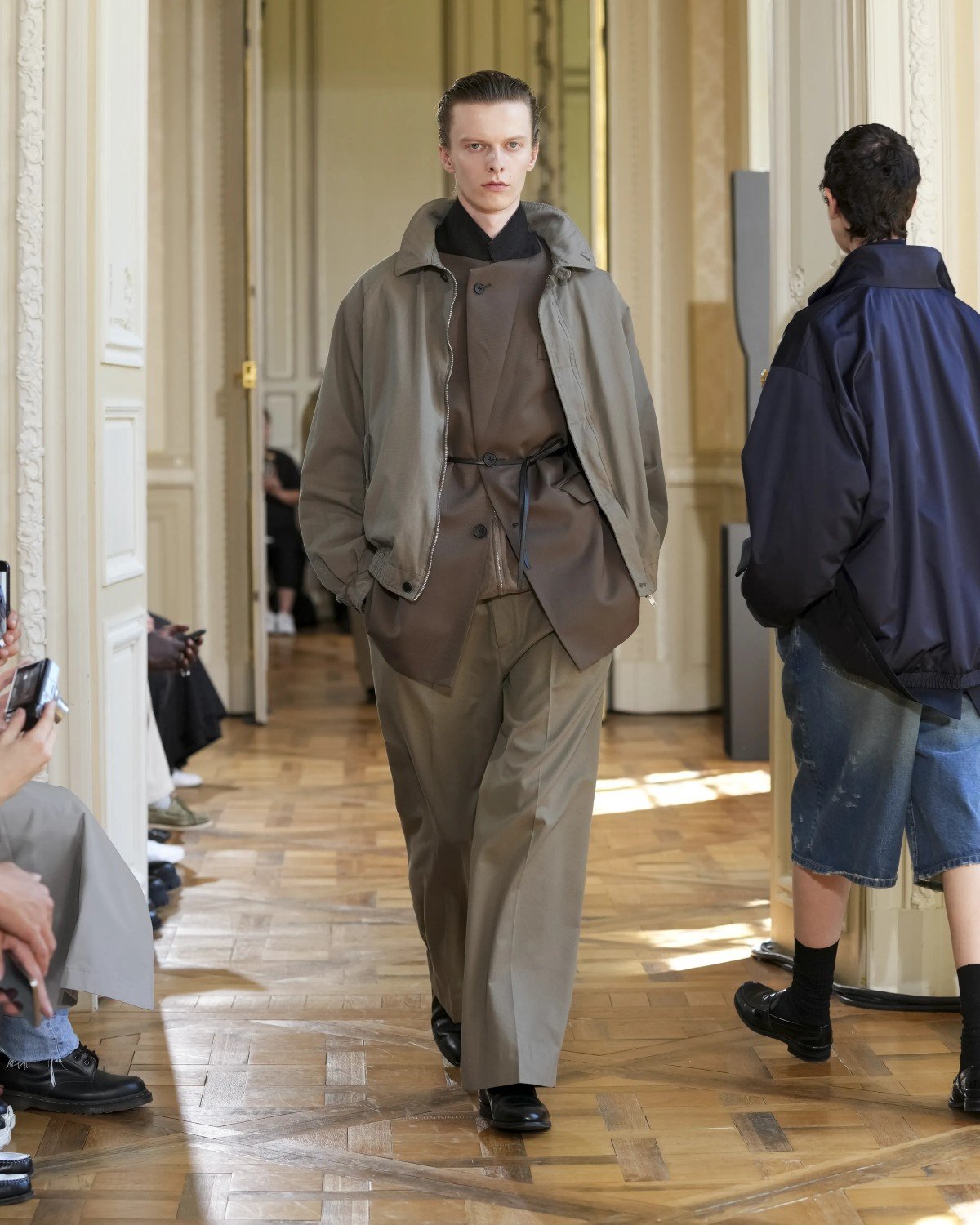 Pour le printemps 2026, ssstein révèle la beauté de la retenue japonaise