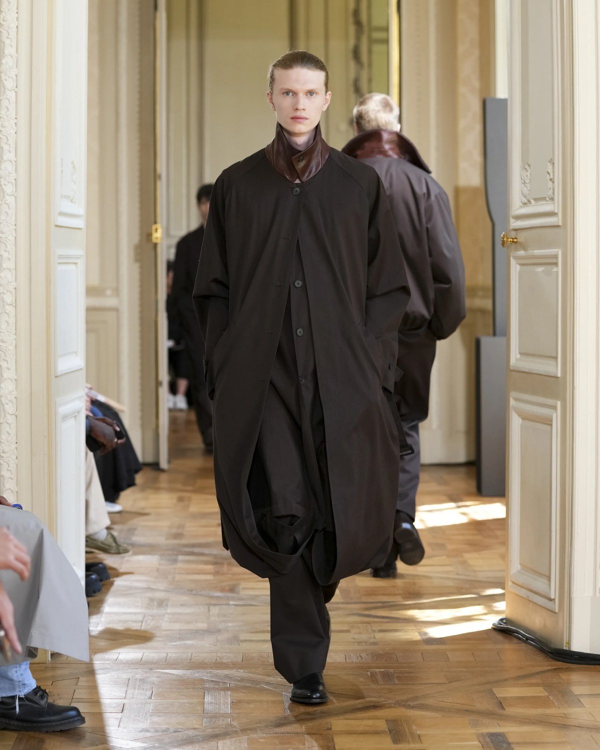 Pour le printemps 2026, ssstein révèle la beauté de la retenue japonaise