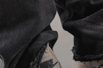 L’Air Jordan 4 « Cave Stone » s’impose comme la sneaker incontournable de l’automne 2025