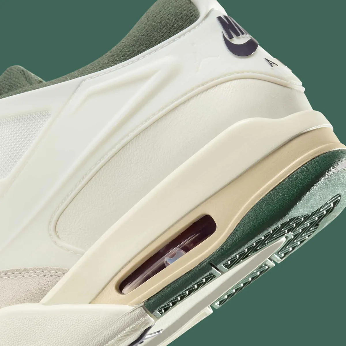 Air Jordan 4 RM Wimbledon 6 La Air Jordan 4 RM « Wimbledon » séduit avant même sa sortie automnale
