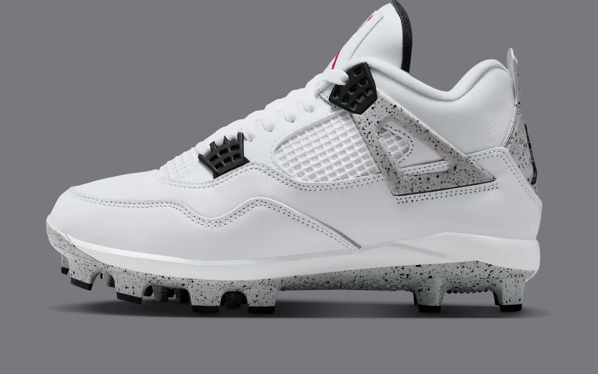 Air Jordan 4 White Cement Baseball 2 La Air Jordan 4 « White Cement » arrive sur les terrains de baseball