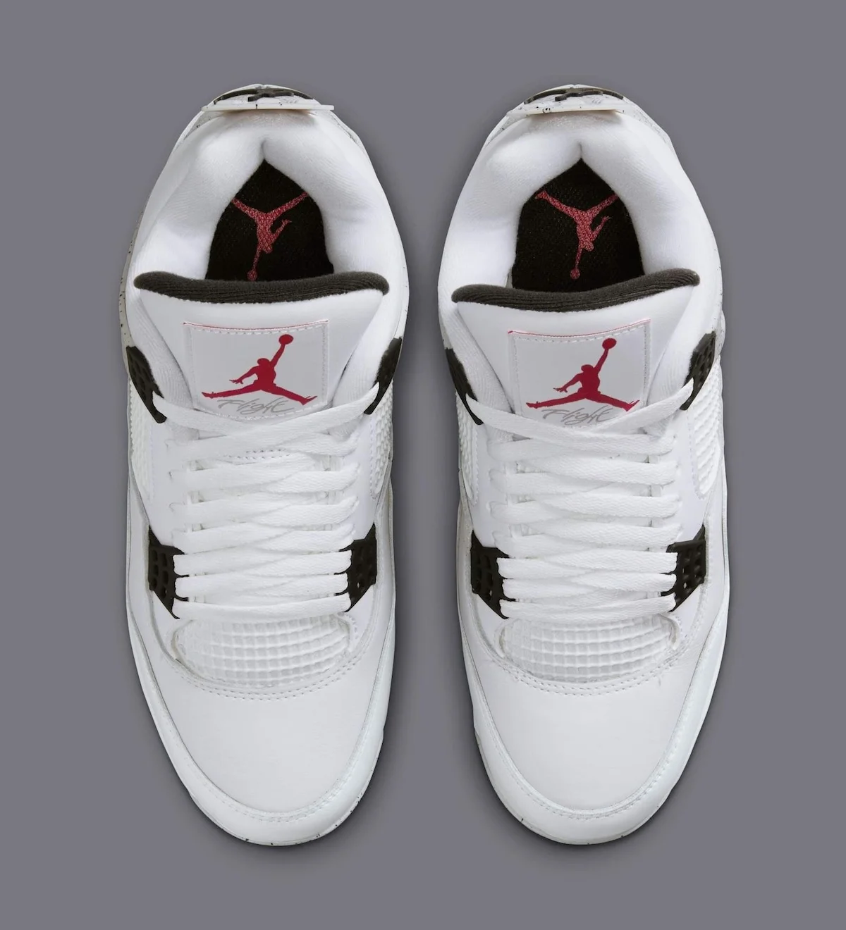 Air Jordan 4 White Cement Baseball 4 La Air Jordan 4 « White Cement » arrive sur les terrains de baseball
