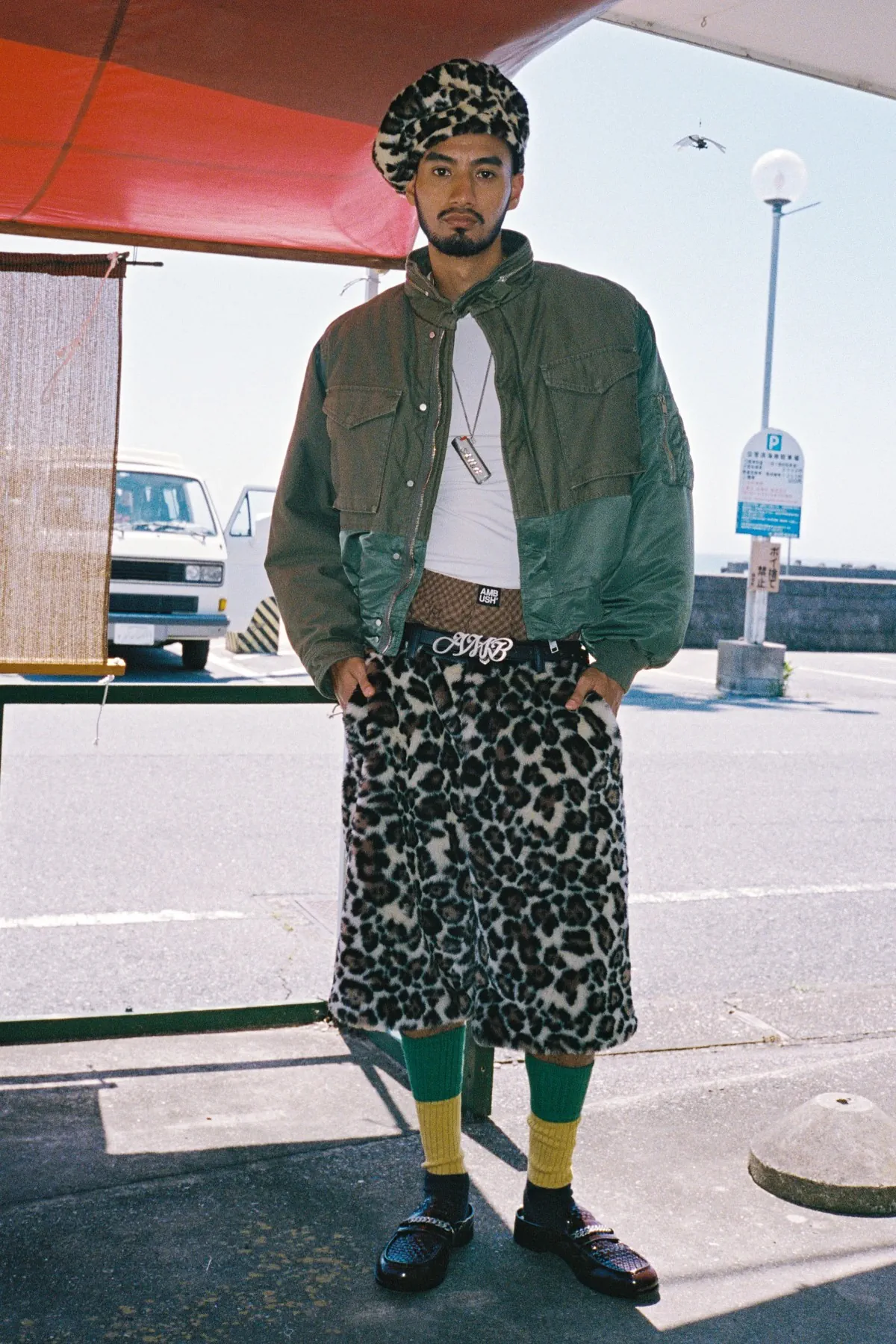 Printemps 2026 : AMBUSH révèle une Tokyo multiculturelle à travers le prisme du streetwear authentique