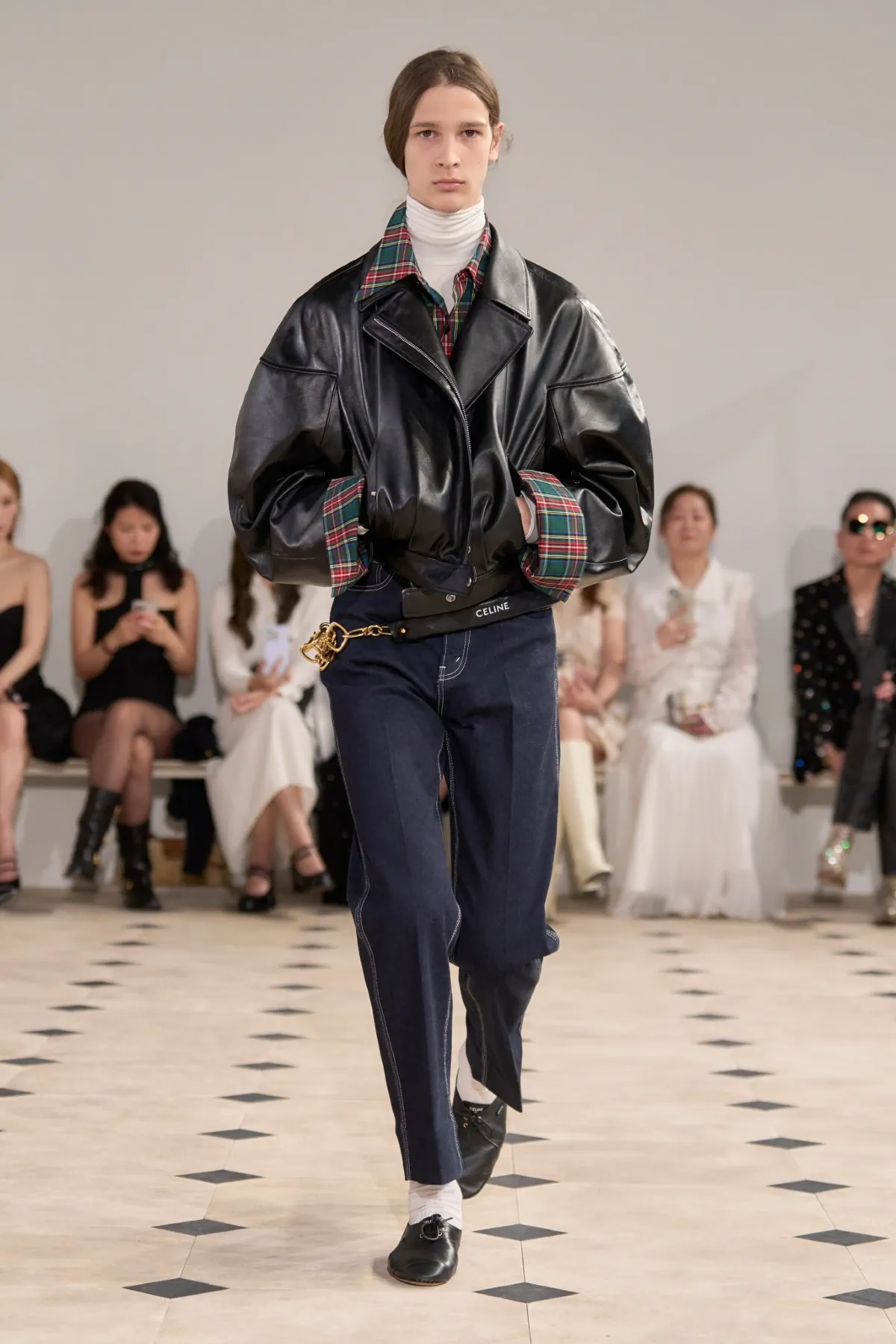 CELINE printemps 2026 : le vestiaire masculin selon Michael Rider