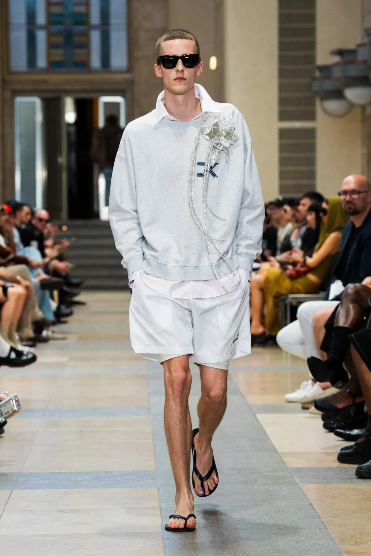 Printemps 2026 : David Koma révèle une masculinité fragmentée