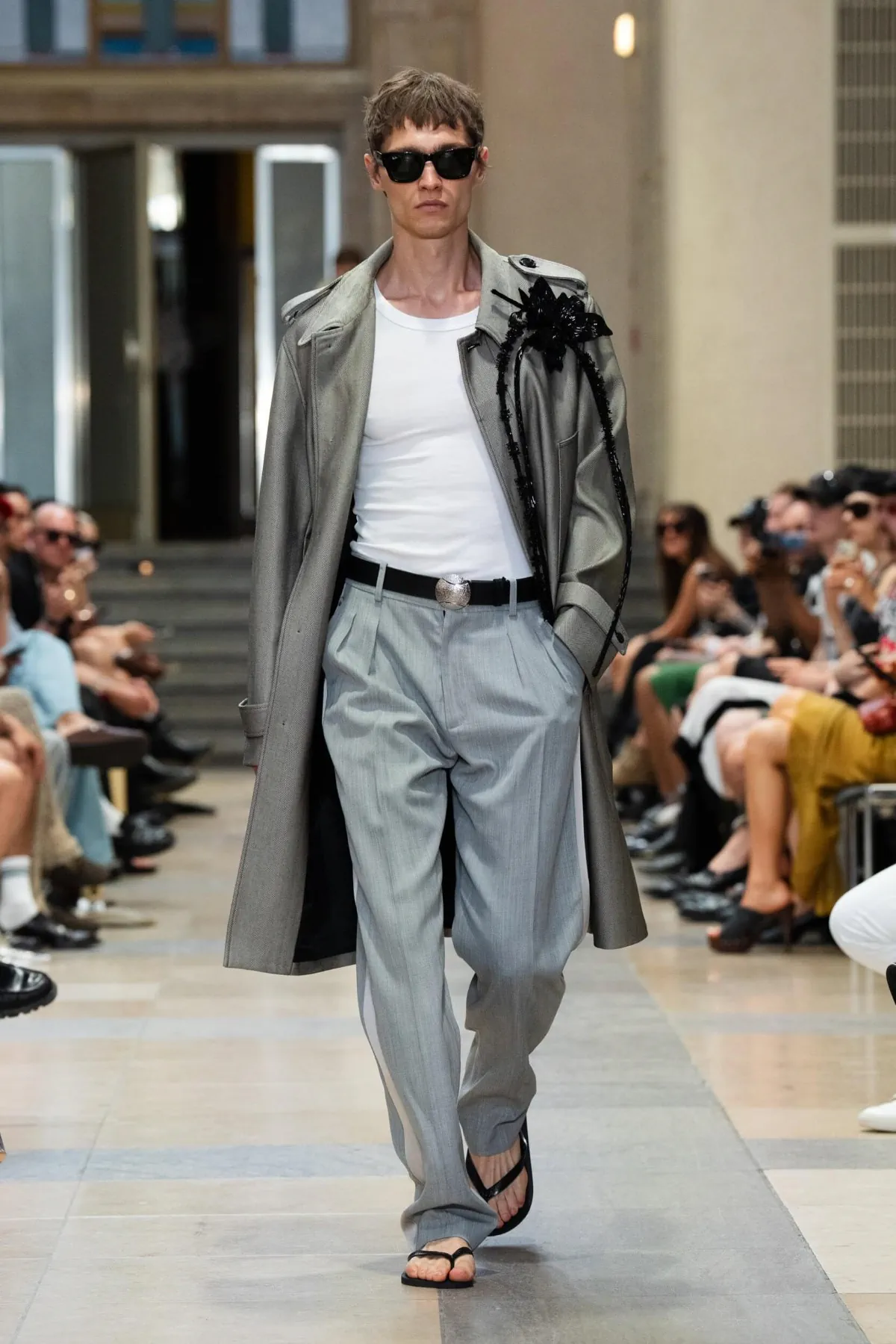 Printemps 2026 : David Koma révèle une masculinité fragmentée