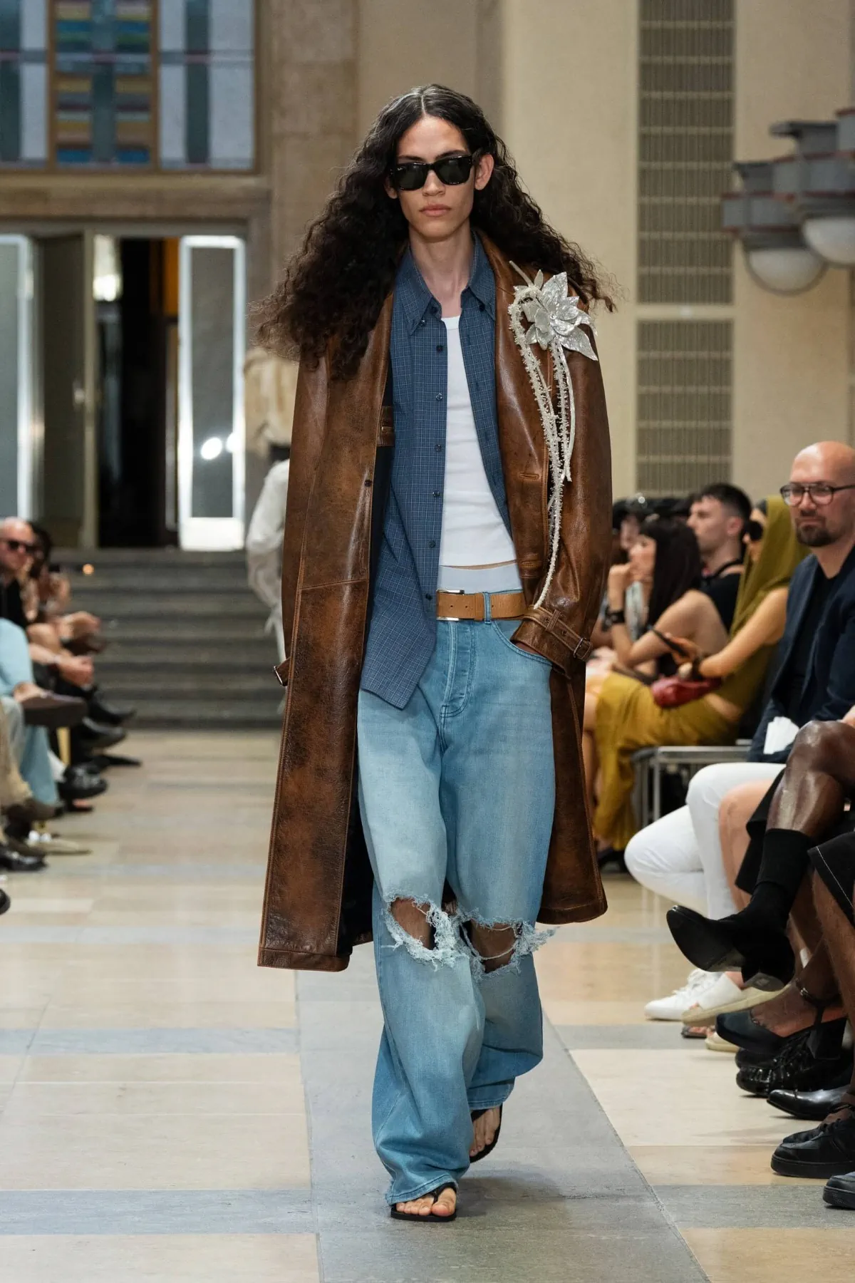 Printemps 2026 : David Koma révèle une masculinité fragmentée