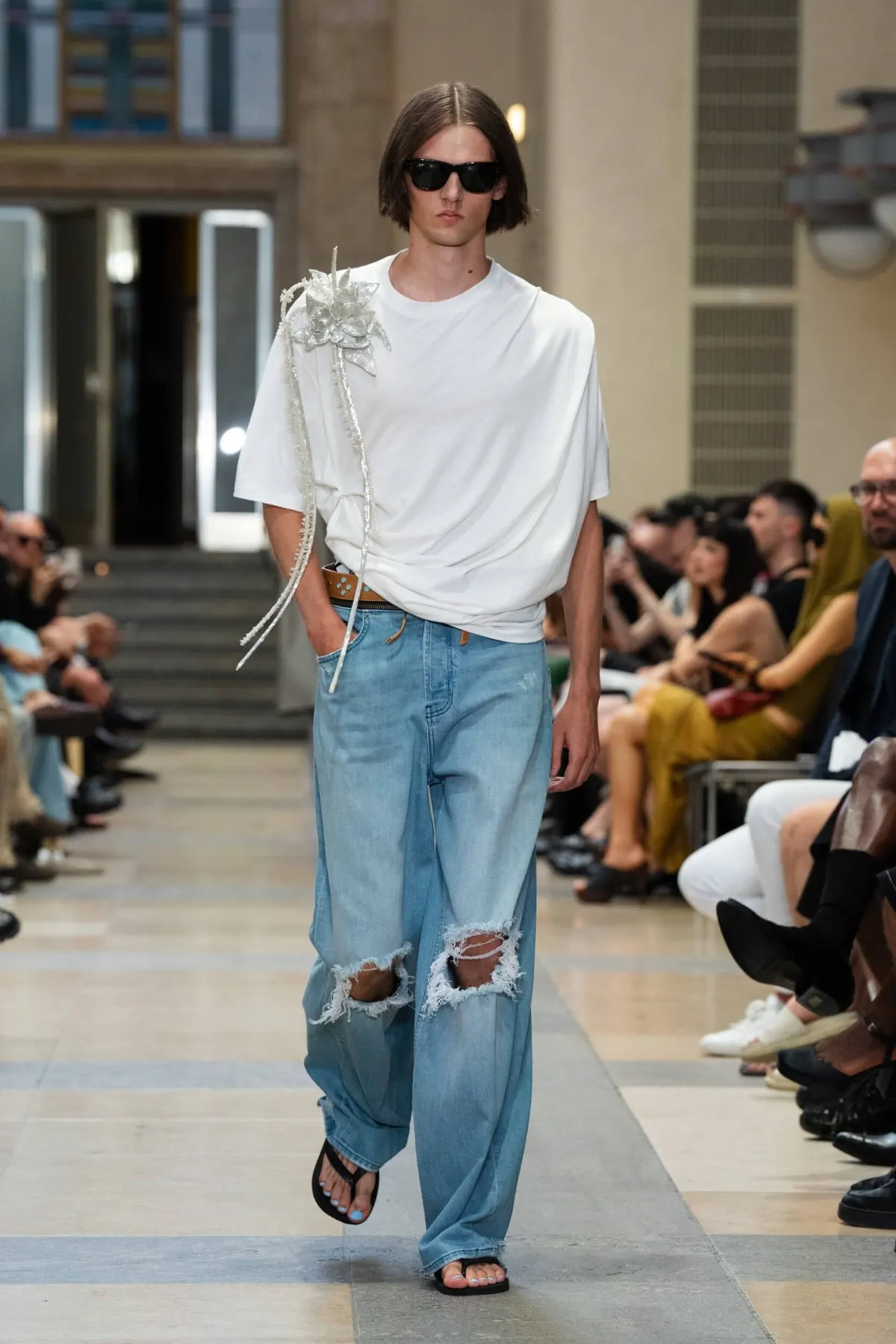 Printemps 2026 : David Koma révèle une masculinité fragmentée