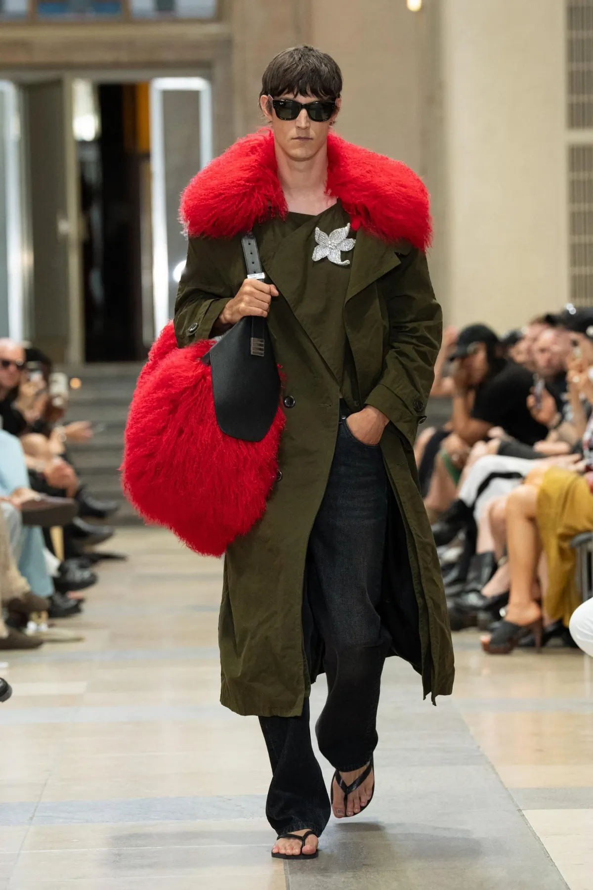 Printemps 2026 : David Koma révèle une masculinité fragmentée