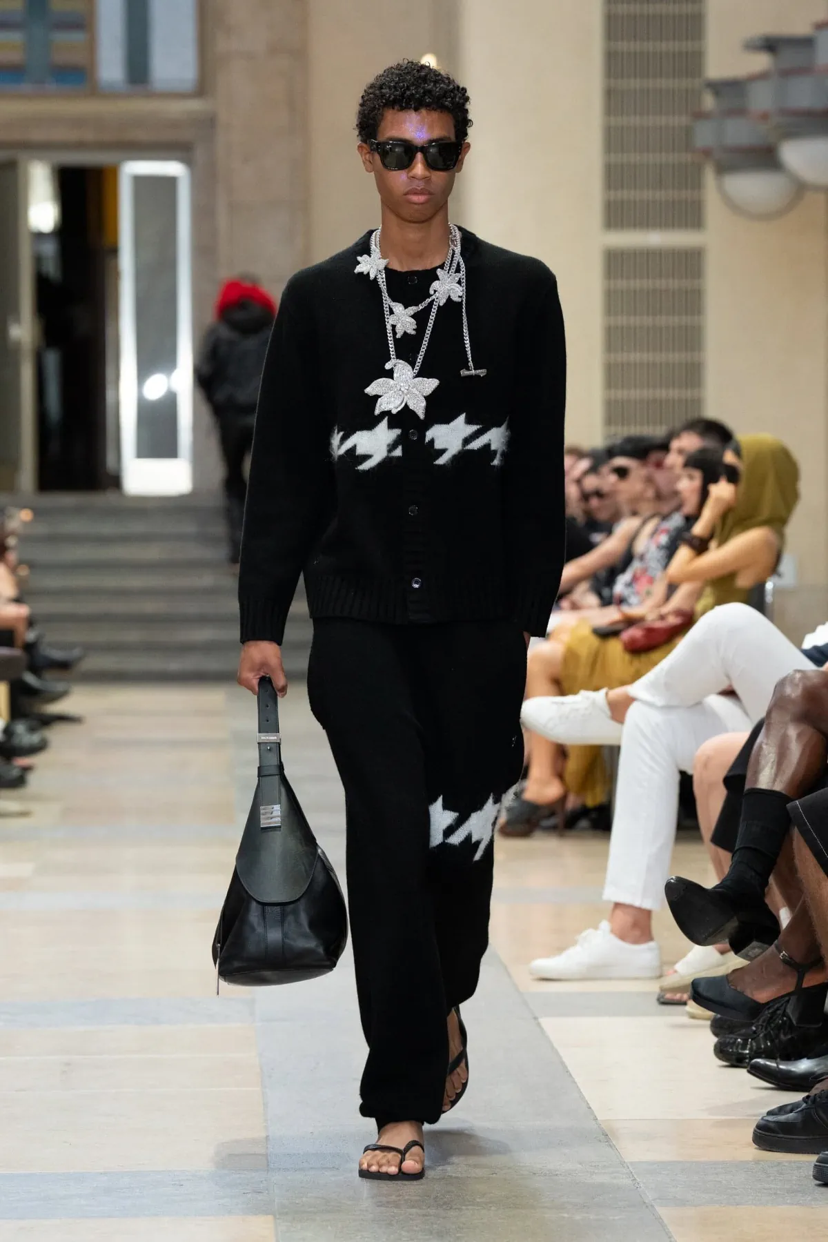 Printemps 2026 : David Koma révèle une masculinité fragmentée