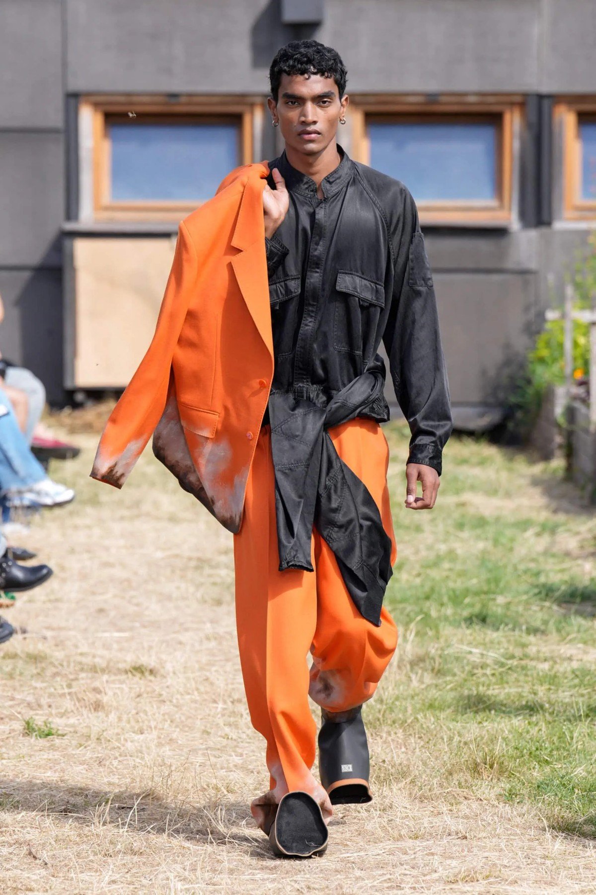 Doublet cultive une mode fertile et consciente pour le printemps 2026