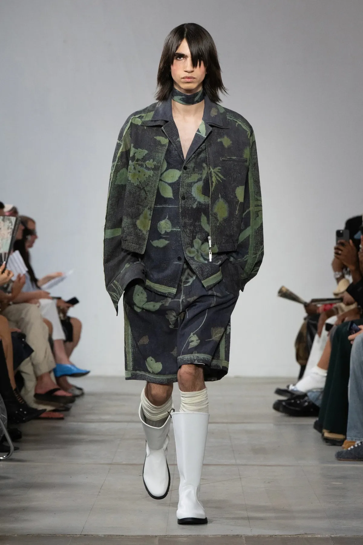 La collection printemps 2026 de Feng Chen Wang annonce une nouvelle ère romantique pour la marque