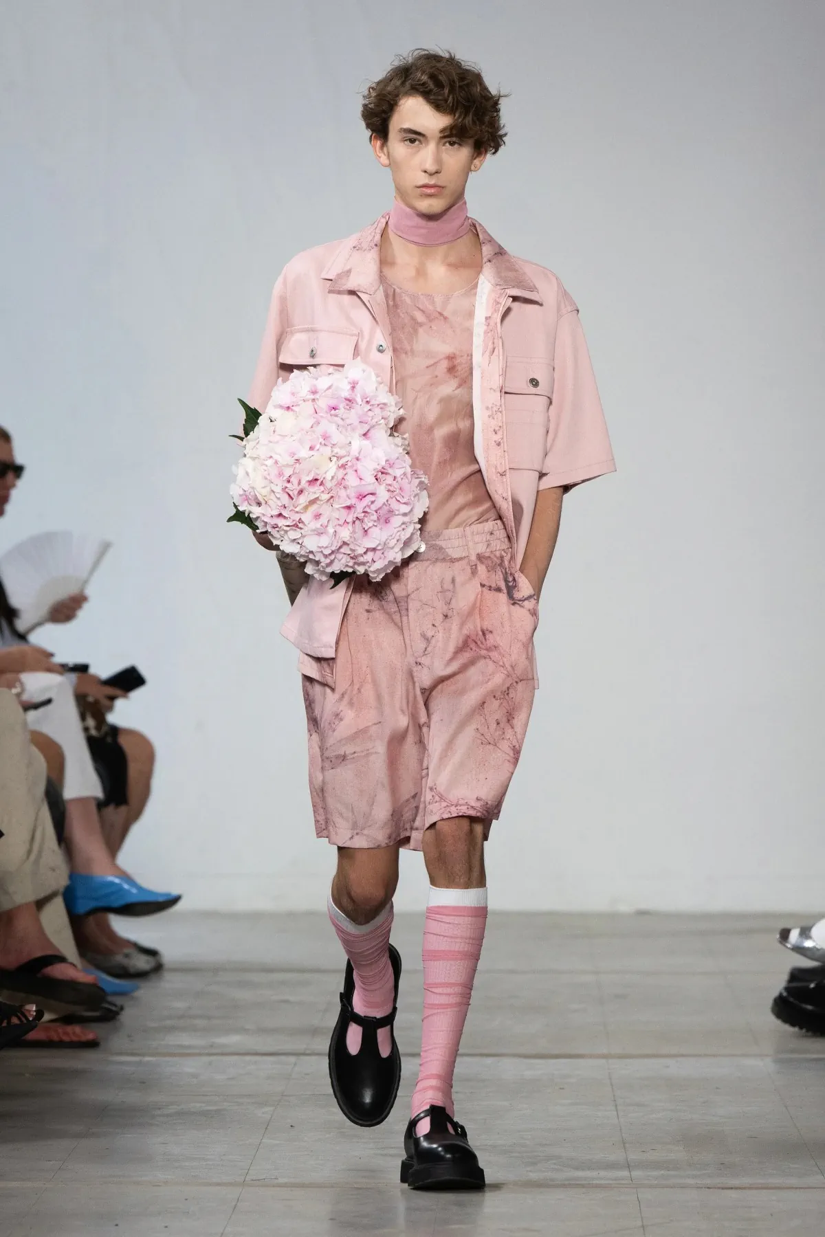 La collection printemps 2026 de Feng Chen Wang annonce une nouvelle ère romantique pour la marque