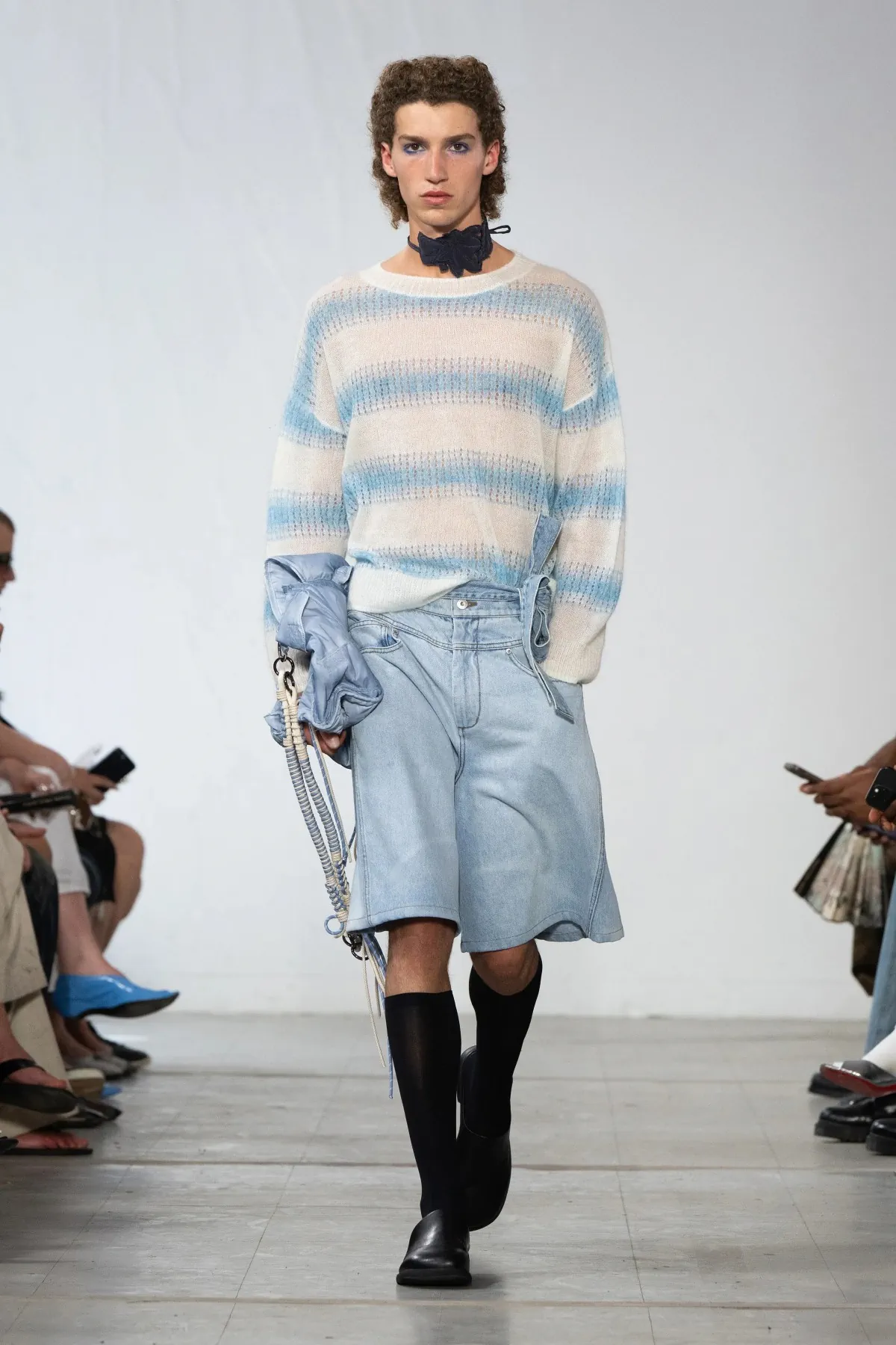 La collection printemps 2026 de Feng Chen Wang annonce une nouvelle ère romantique pour la marque