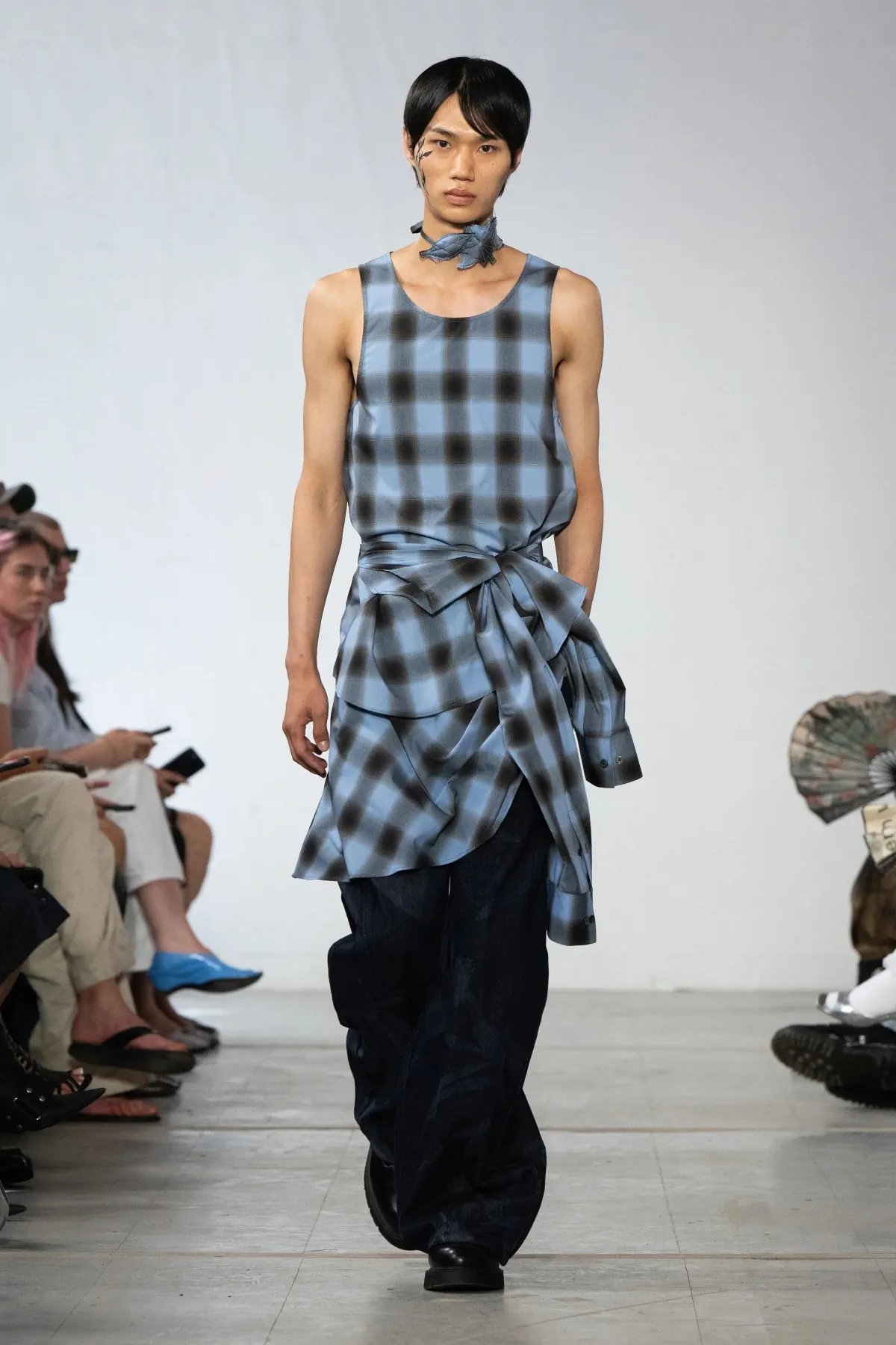 La collection printemps 2026 de Feng Chen Wang annonce une nouvelle ère romantique pour la marque