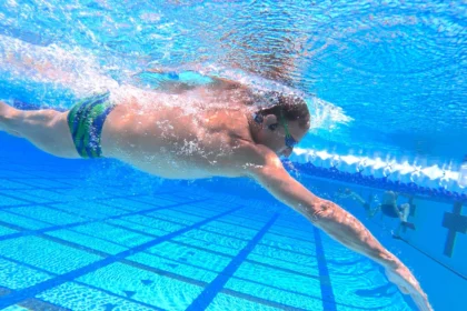 Le H20 Audio Tri 2 révolutionne les casques à conduction osseuse pour sportifs