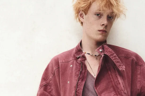 La collection printemps 2026 d’Isabel Marant met en scène un nomade moderne