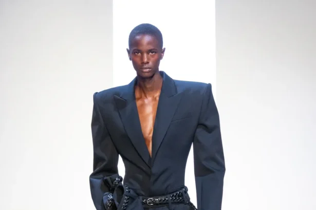 La collection Printemps 2026 de JUUN.J réinvente l'élégance juvénile