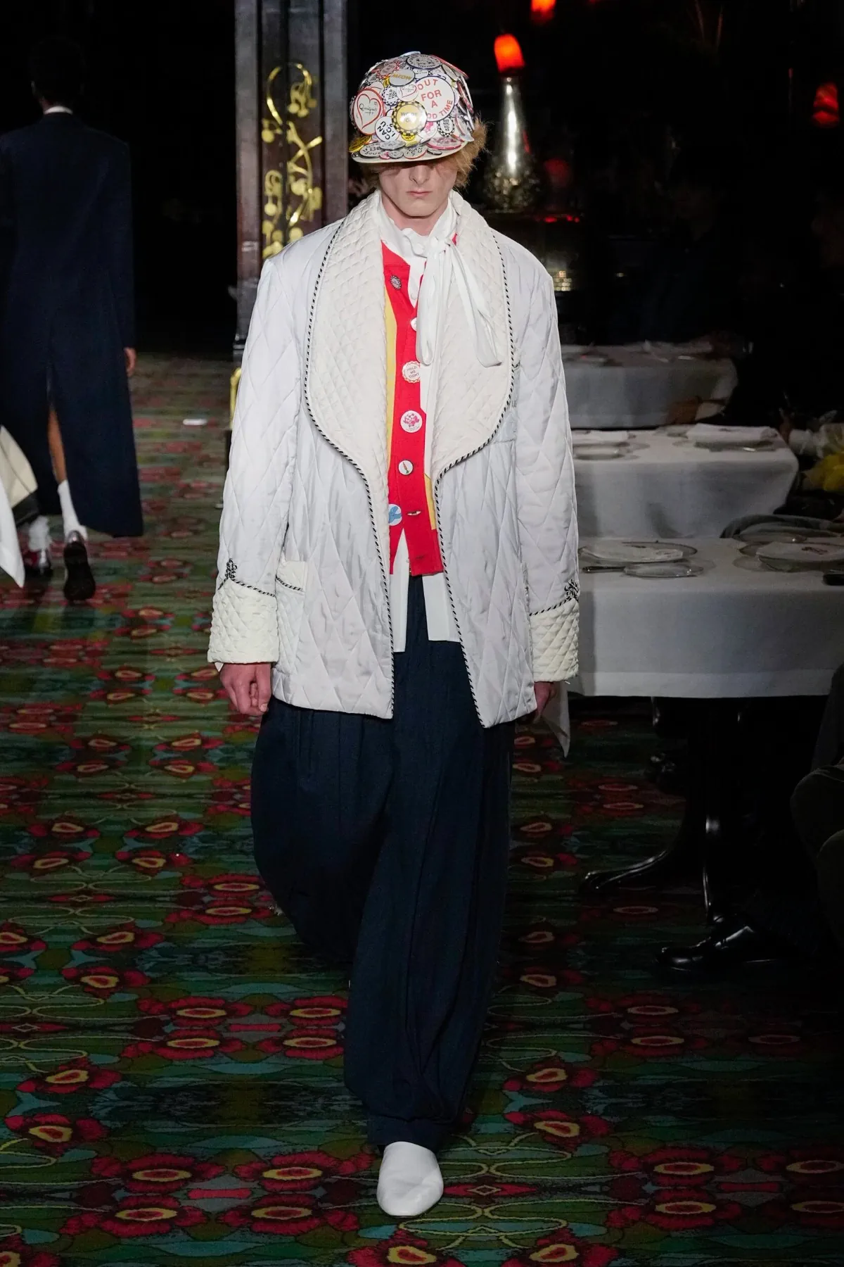 La collection printemps 2026 de KENZO déconcerte chez Maxim's
