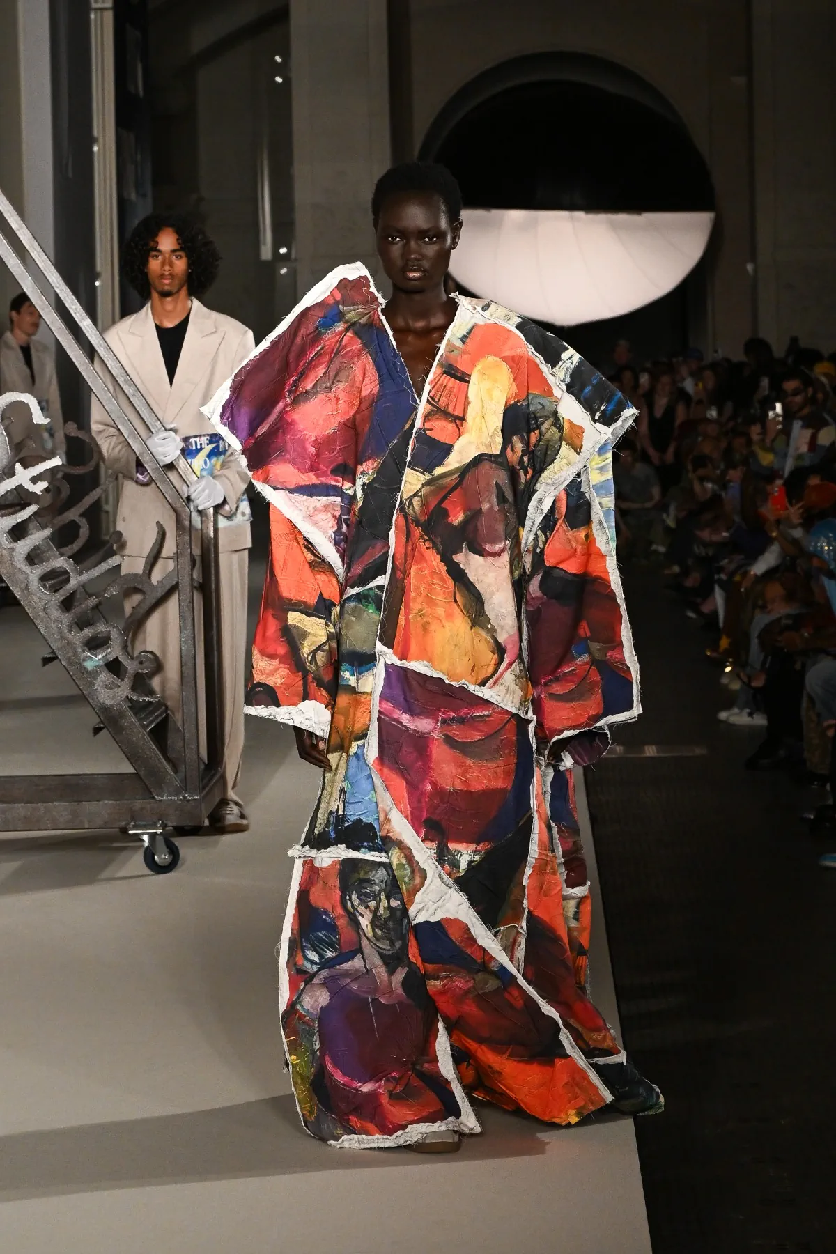 Printemps 2026 : KidSuper transforme la mode masculine en conte fantastique au Louvre