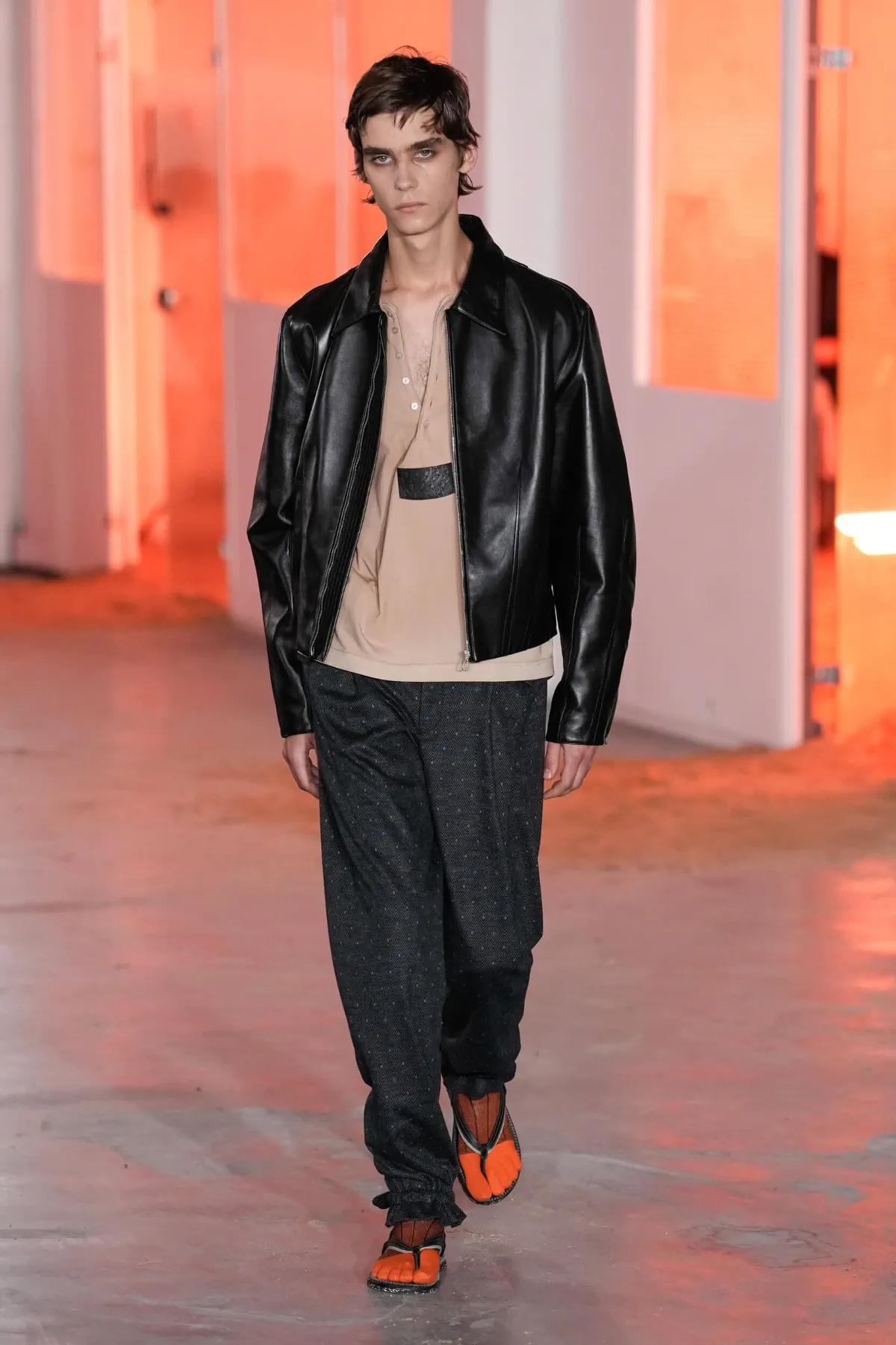 Printemps 2026 : Kiko Kostadinov réinvente le vestiaire masculin insulaire