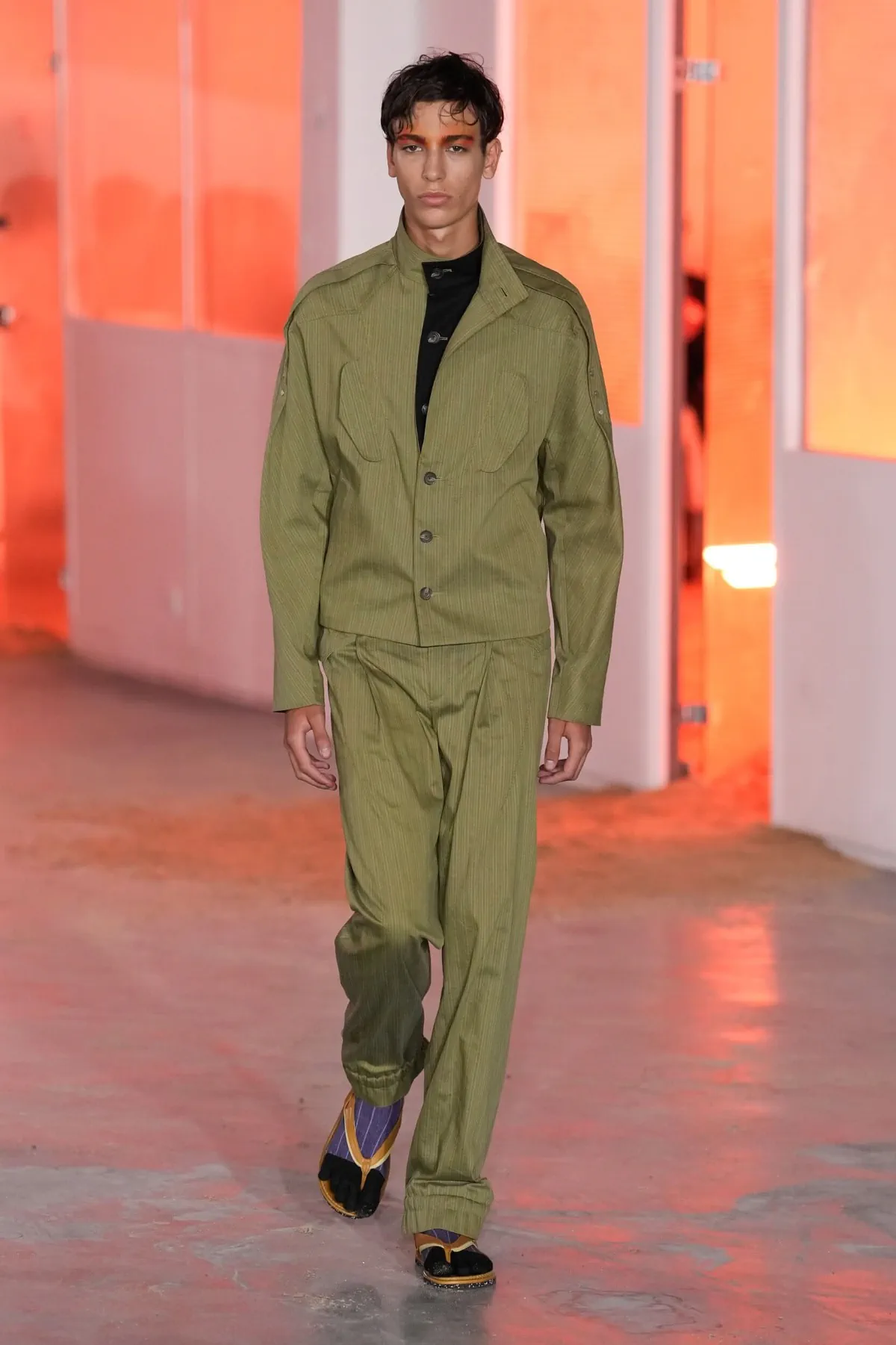 Printemps 2026 : Kiko Kostadinov réinvente le vestiaire masculin insulaire