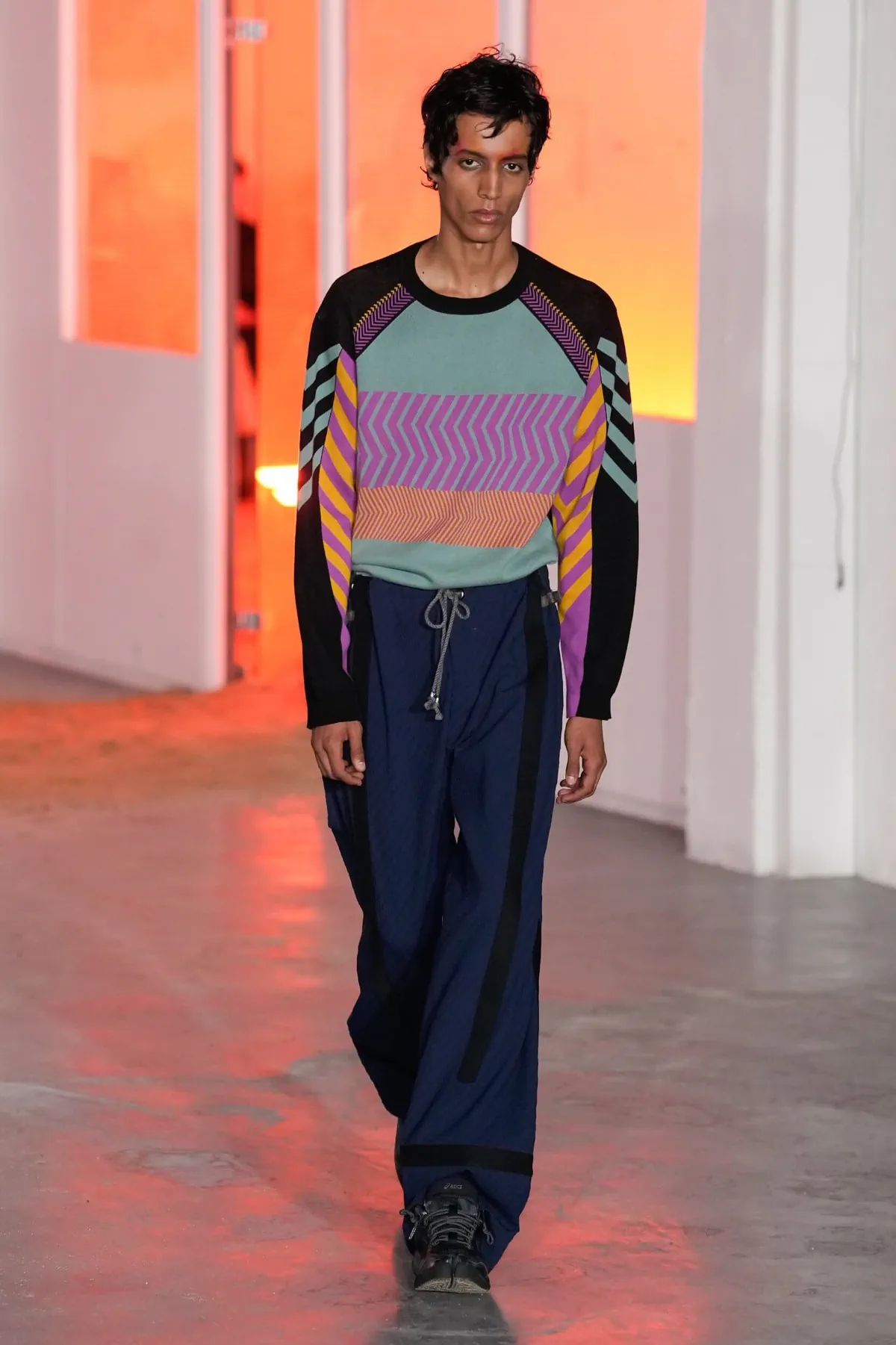 Printemps 2026 : Kiko Kostadinov réinvente le vestiaire masculin insulaire