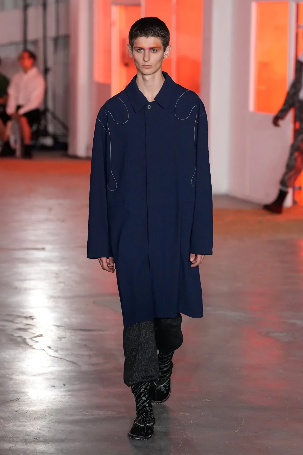 Printemps 2026 : Kiko Kostadinov réinvente le vestiaire masculin insulaire