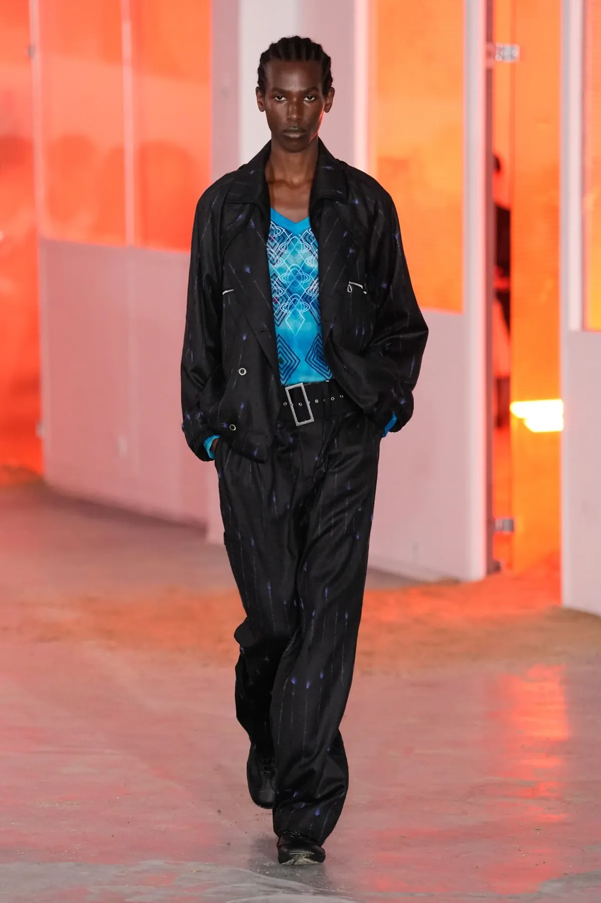 Printemps 2026 : Kiko Kostadinov réinvente le vestiaire masculin insulaire