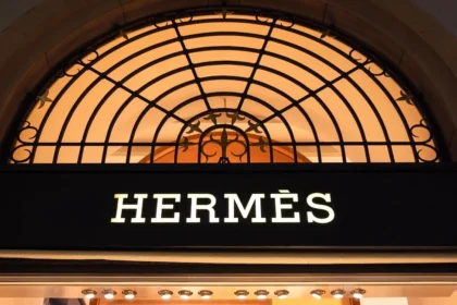 La famille Hermès détrône enfin Bernard Arnault et se place en tête de la liste des plus riches de France