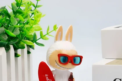 L’industrie de la beauté succombera-t-elle au phénomène Labubu ?