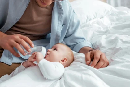 Lait de vache pour bébé : tout ce qu’il faut savoir pour bien faire la transition