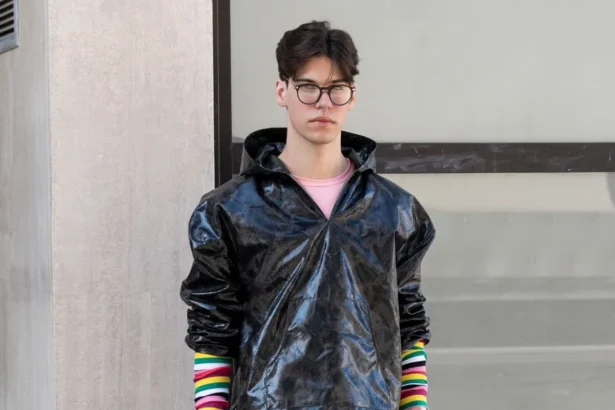 La collection Printemps 2026 de LAZOSCHMIDL transforme les codes masculins entre intimité et performance