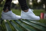 Les 20 modèles de sneakers pour homme iconiques pour sublimer votre style