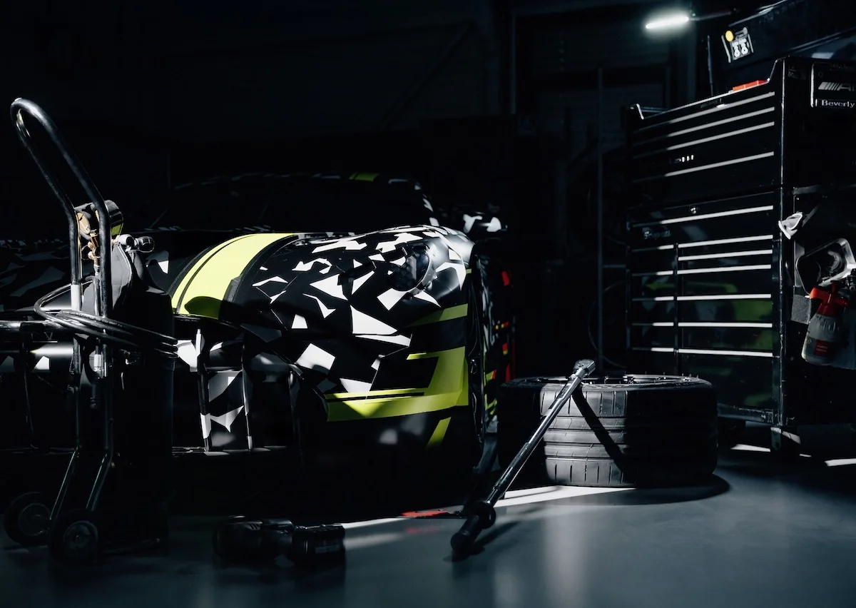 Mercedes CONCEPT AMG GT TRACK SPORT 2 La Mercedes CONCEPT AMG GT TRACK SPORT vise à pulvériser les records