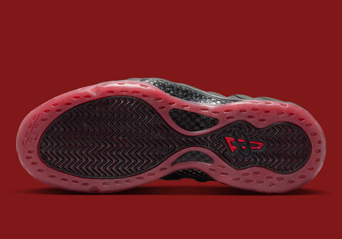 Nike Air Foamposite One Cough Drop Images officielles 7 Les images officielles de la Nike Air Foamposite One « Cough Drop » dévoilées