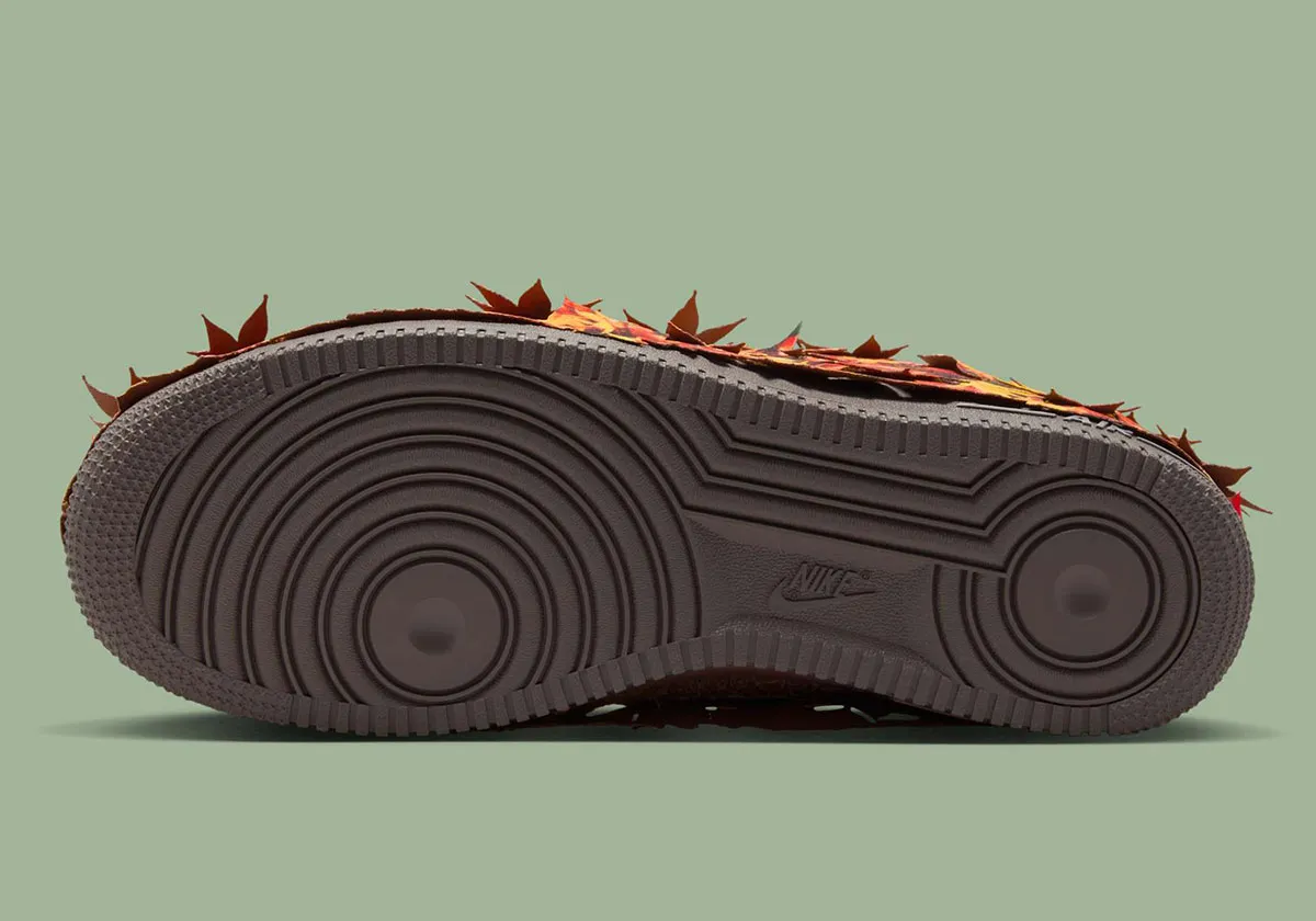 Nike Air Force 1 Autumn Leaves 7 La Nike Air Force 1 « Leaf Camo » célèbre la saison automnale