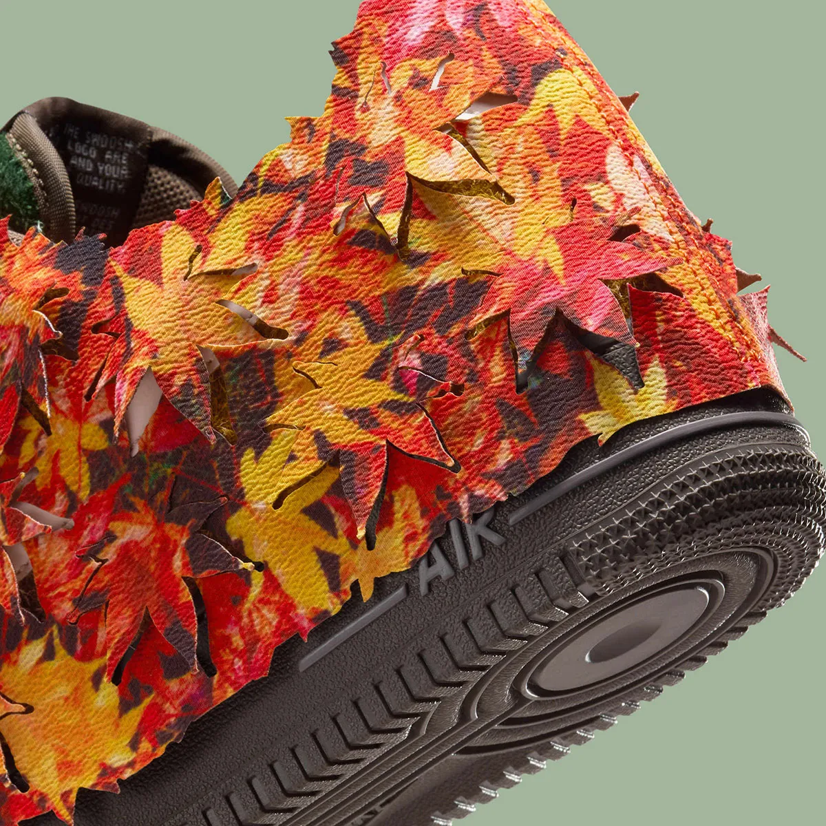 Nike Air Force 1 Autumn Leaves 9 La Nike Air Force 1 « Leaf Camo » célèbre la saison automnale