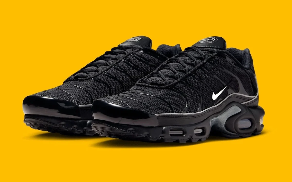 Nike Air Max Plus Black Reflective 1 La Nike Air Max Plus « Black Reflective » est prévue pour l'automne