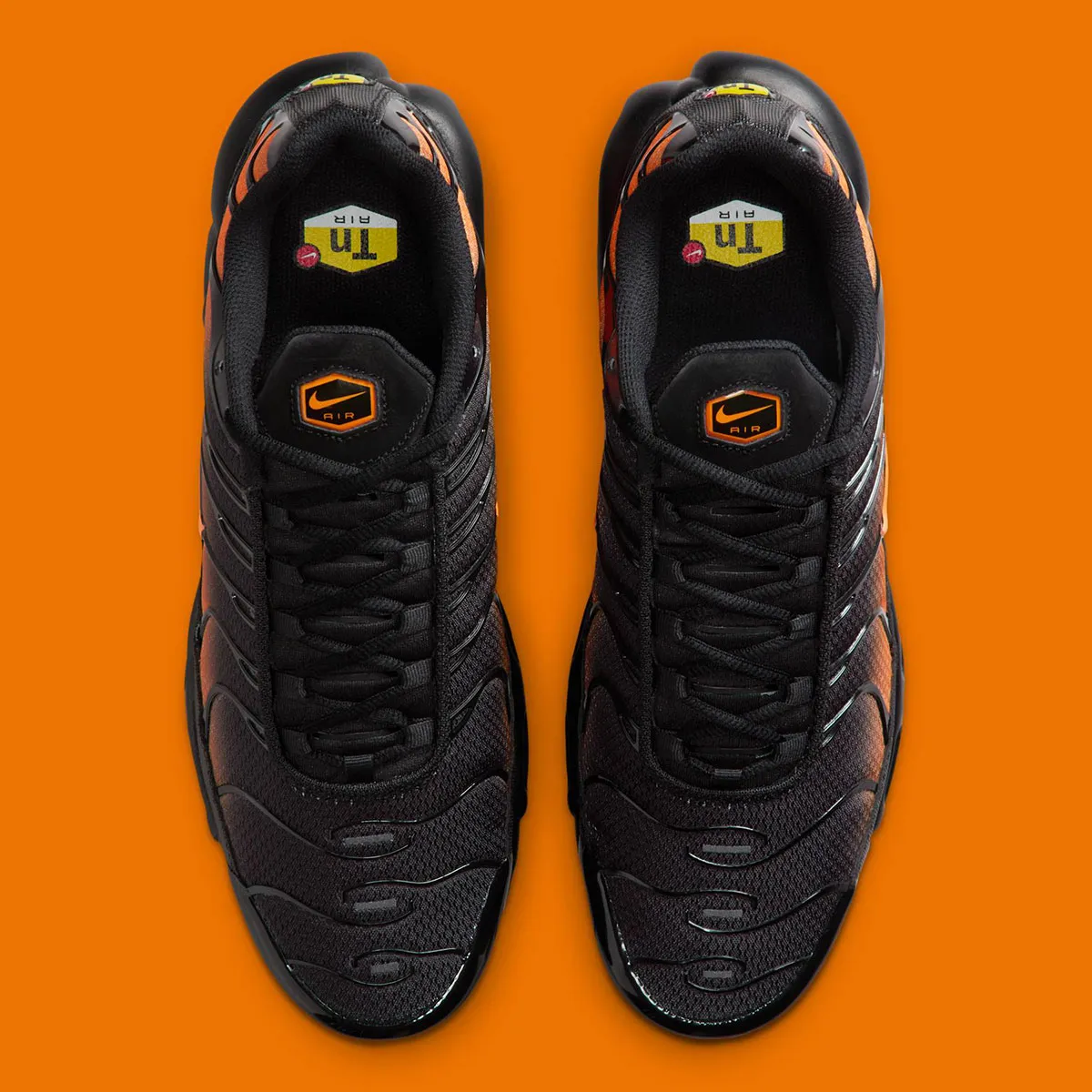 Nike Air Max Plus Halloween 4 La Nike Air Max Plus « Halloween » arrive plus tôt que prévu pour l'automne 2025