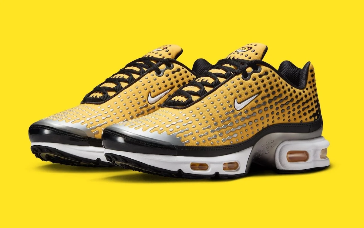 Nike Air Max Plus VII Varsity Maize 1 La Nike Air Max Plus VII « Varsity Maize » fait son grand retour après vingt ans d'absence