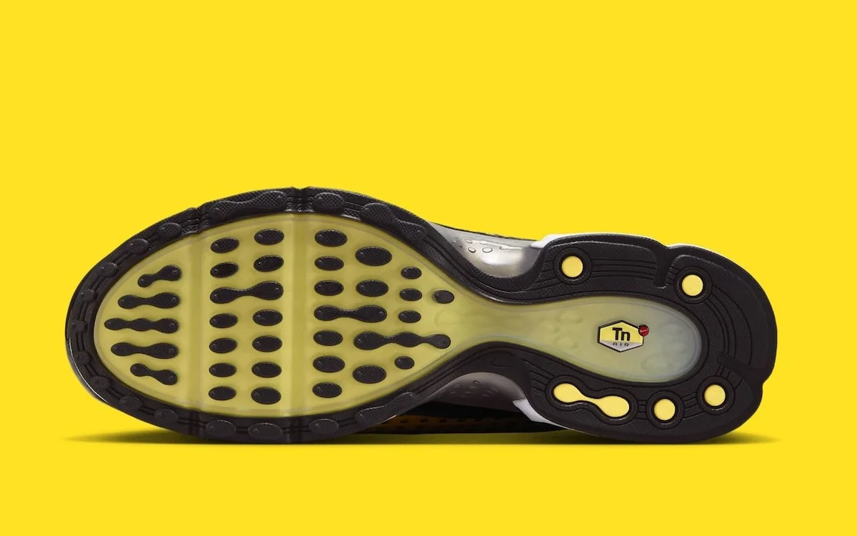 Nike Air Max Plus VII Varsity Maize 6 La Nike Air Max Plus VII « Varsity Maize » fait son grand retour après vingt ans d'absence