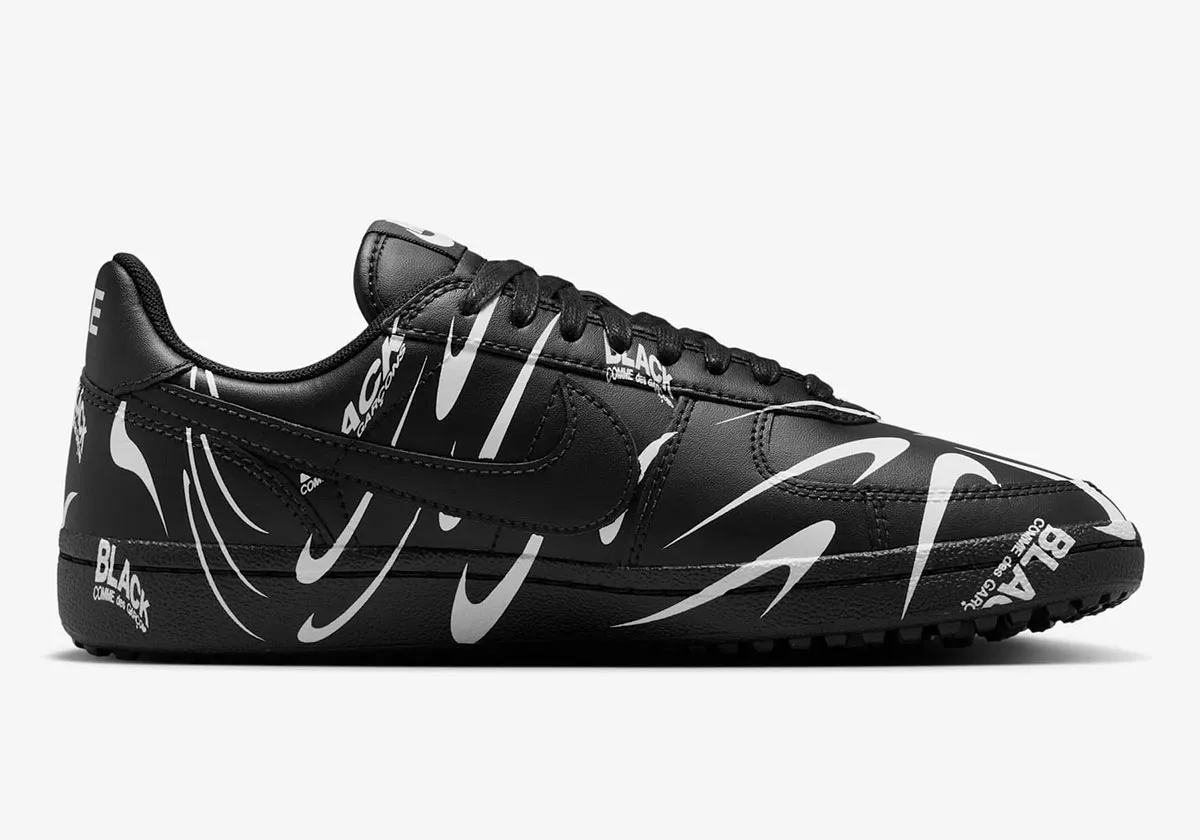 Nike Field General x BLACK COMME des GARCONS 3 BLACK COMME des GARÇONS réinvente la Nike Field General 82 avec des logos déformés