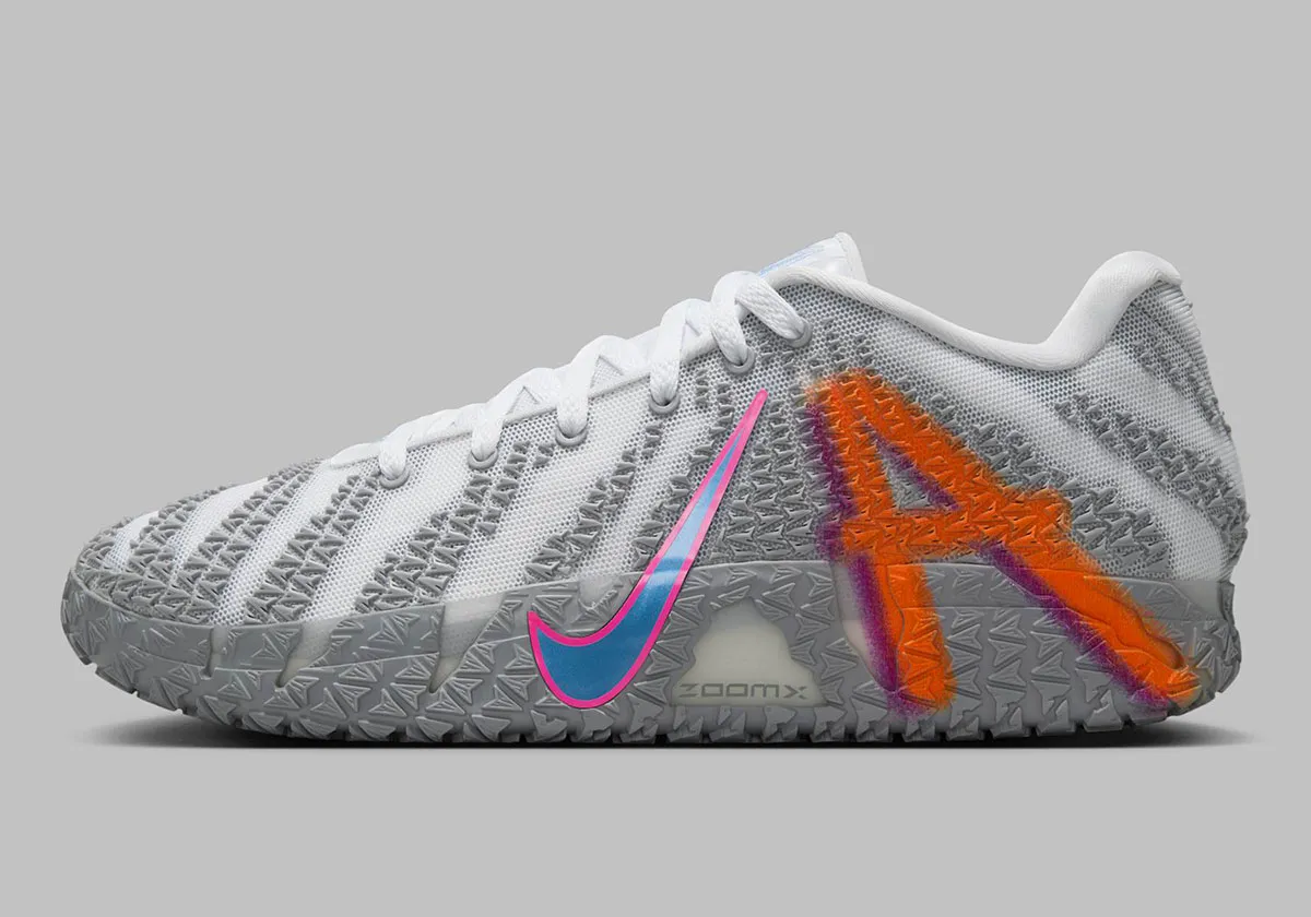 Nike Ja 3 Light Show 1 Les images officielles de la Nike Ja 3 « Light Show » dévoilées