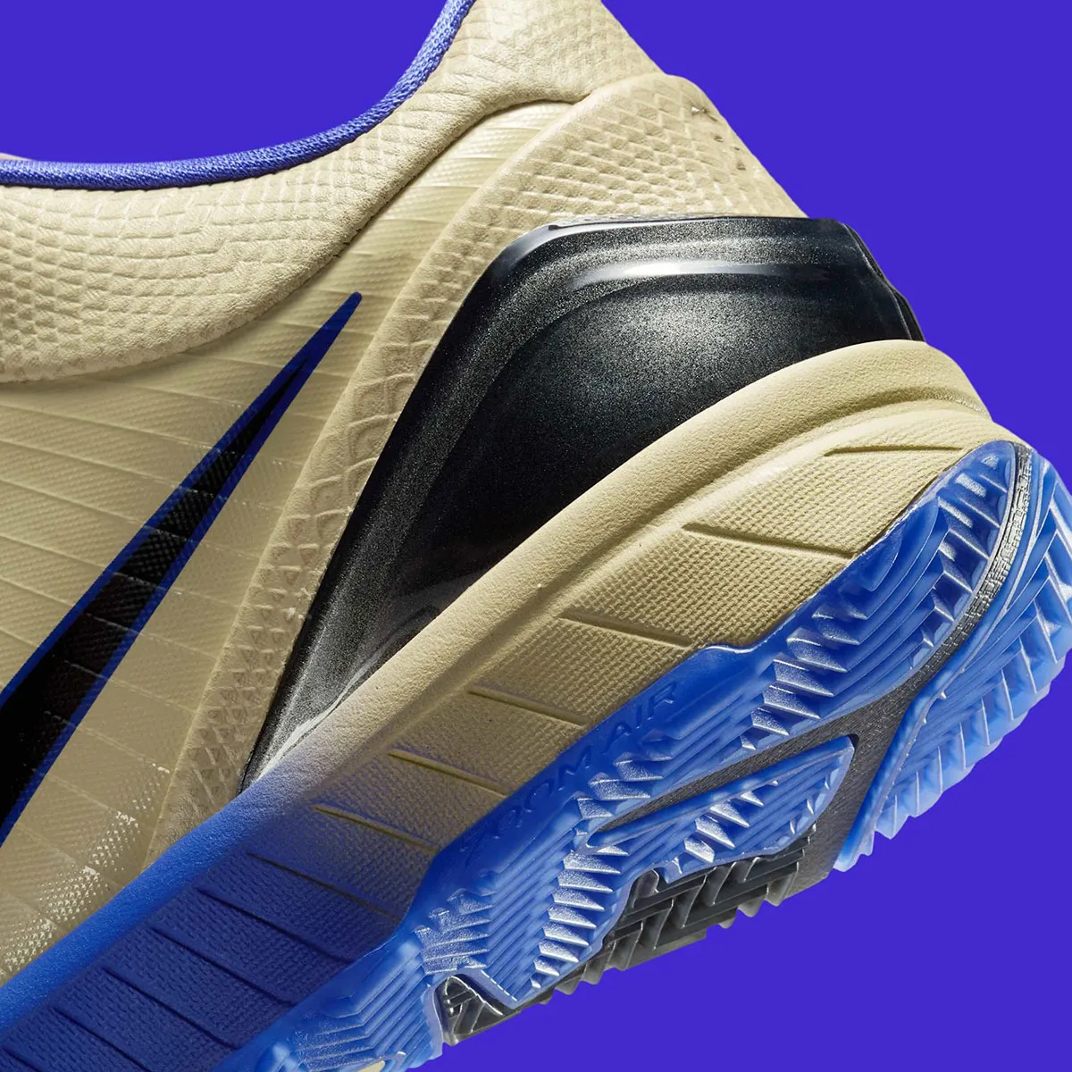 Nike Kobe 4 Protro FC Barcelona 7 La Nike Kobe 4 Protro « FC Barcelone » célèbre la passion de Kobe Bryant pour le club catalan